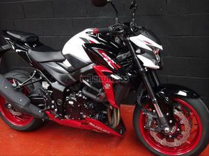 SUZUKI - GSX-S750