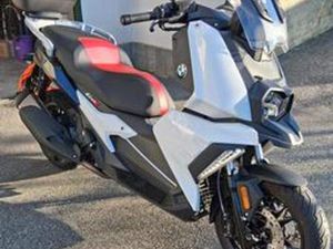 BMW C400X