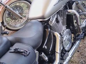 HONDA SHADOW →