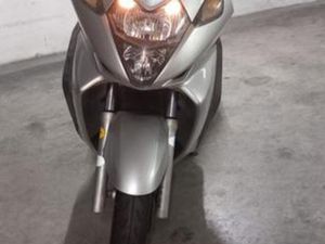 HONDA - SILVER WING 600
