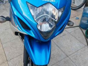 SUZUKI - GSX 650
