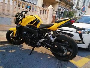 YAMAHA - FZ1