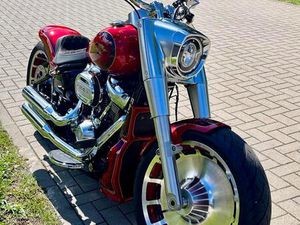 HARLEY-DAVIDSON FAT BOY 114 CUSTOM, KESSTECH, 260ER, TOP