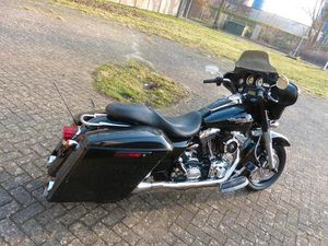 HARLEY-DAVIDSON STREET GLIDE FLHXI BAGGER