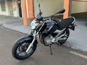 YAMAHA FAZER 250 LE LIMITED EDITION