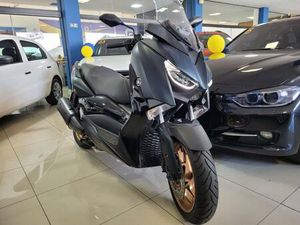 YAMAHA XMAX 250