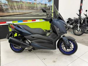 YAMAHA XMAX 250