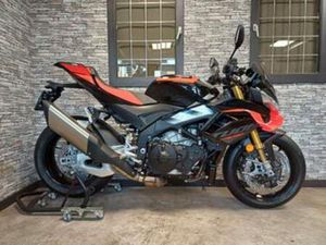 APRILIA TUONO V4 1100 FACTORY BJ 2025 2500 KM — MOTOREN | APRILIA — MARKTPLAATS