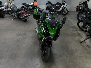 2025 KAWASAKI NINJA H2® SX SE ABS