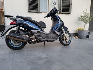 PIAGGIO BEVERLY 500 CM3, 2006 GOD.