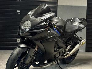 SUZUKI GSXR 1000 K8 CANELAS
