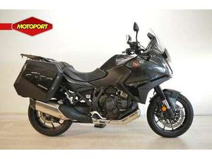 HONDA NT 1100 DCT ZWART