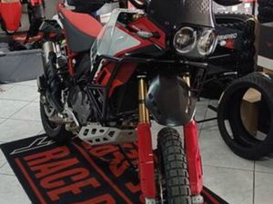 DUCATI DESERT X RALLY FERREIRAS