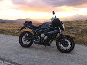 YAMAHA XJ6