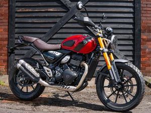 TRIUMPH MODERN CLASSICS SCRAMBLER 400 X 398 CC