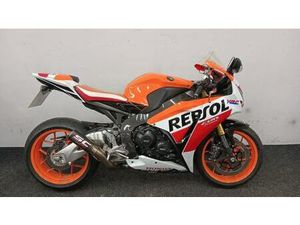 HONDA CBR1000RR REPOSOL ** - VERY LOW MILEAGE - SC PROJECT - 12 MONTH MOT **