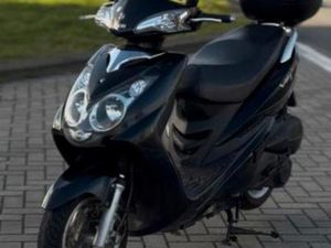 SYM VS125 MOTORSCOOTER - A1 - TOPKOFFER - HANDVATVERWARMING — SCOOTERS | SYM — MARKTPLAATS