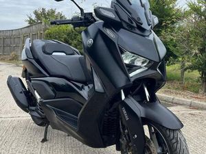 2023 73 YAMAHA X-MAX TECH MAX 125 YP125RASP XMAX BLACK NICE SCOOTER HPI CLEAR