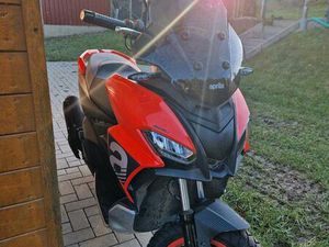 APRILIA SR125