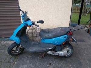 PEUGEOT TREKKER 50 CC ROLLER, ZUM FLOTT MACHEN