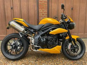2016 TRIUMPH SPEED TRIPLE 1050 94R
