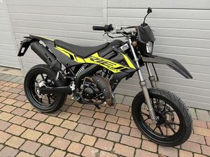 RIEJU MRT 50 SM 2024R NOWY MODEL! SUPERMOTO RIEJU 50 BENICE