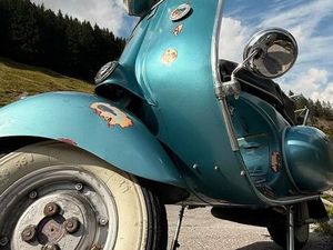 OLDTIMER VESPA 150