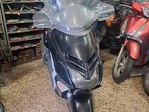 APRILIA LEONARDO 250 - 2004