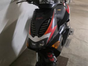 APRILIA SR 50
