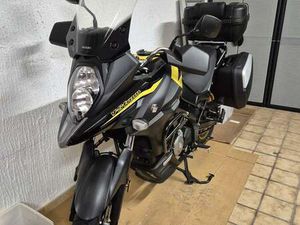SUZUKI V-STROM 650 XT GIALLO