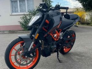 KTM DUKE