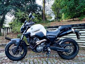 *PROMOÇÃO 3500€* YAMAHA MT-03 (660 CC) 35 KW BENFICA