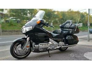 HONDA GL 1800 GOLDWING
