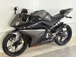 YAMAHA YZF-R 125 #10 SZTUK YZF NA MIEJSCU # POLANIEC