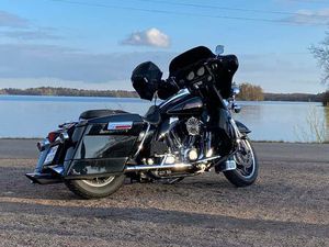 HARLEY-DAVIDSON ELECTRA GLIDE
