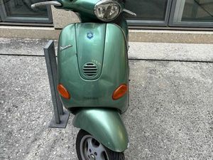 VESPA PIAGGIO ET4