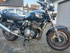 SUZUKI GSX 1200 INAZUMA