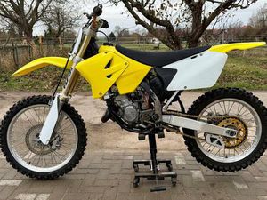 SUZUKI RM125