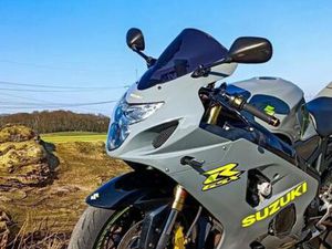 SUZUKI GSXR 750 GSX-R 2004 K4