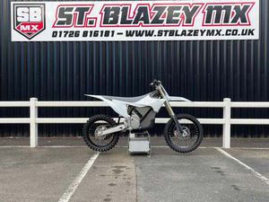BRAND NEW STARK VARG MX1.0 ELECTRIC MOTOCROSS BIKE 80HP