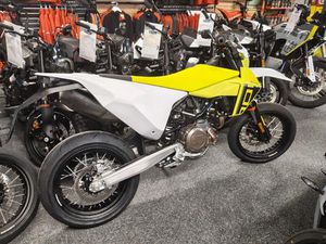 HUSQVARNA 701 SUPERMOTO EURO 5 692 CC