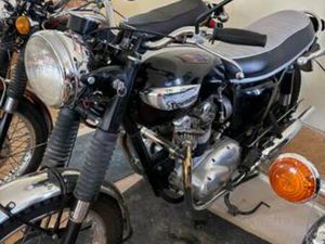 72 TRIUMPH DAYTONA T100R