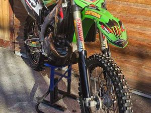 MOTOCROSS KX450F