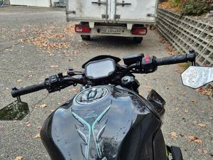 KAWASAKI Z900 2022 • 12’200 KM • TRÈS BON ÉTAT MÉCANIQUE