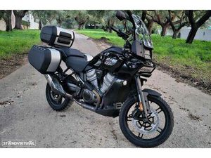 HARLEY-DAVIDSON PAN AMERICA AKRAPOVIC + MALAS HARLEY