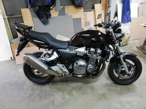 HONDA CB CB1300 →
