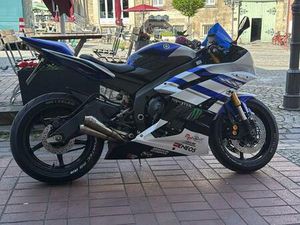 YAMAHA R6 RJ11 -*SONDERPREIS*