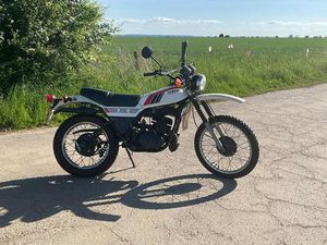 YAMAHA DT 250