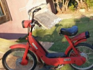 MOTORINO D&APOS;EPOCA ROSSO PIAGGIO CIAO