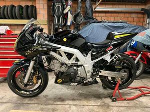 ② SUZUKI SV650 2004 PISTE